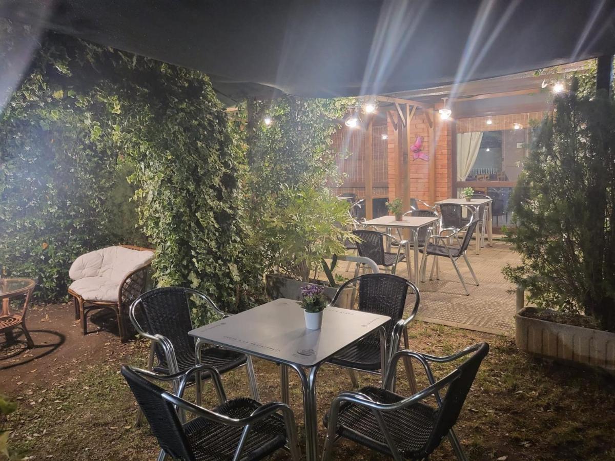 Alberg Restaurant Bellavista Santa Pau Zewnętrze zdjęcie