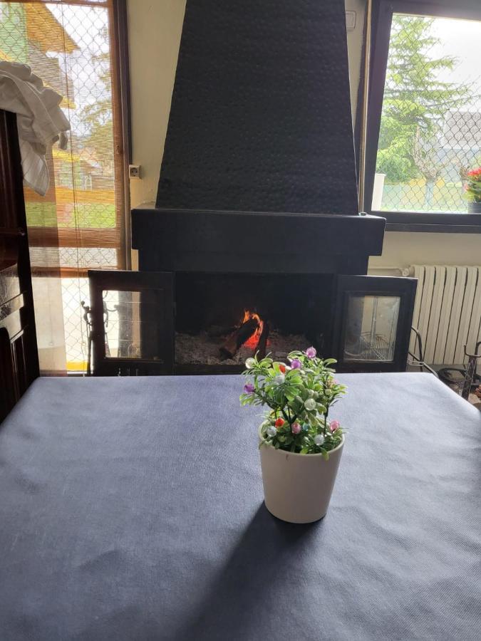 Alberg Restaurant Bellavista Santa Pau Zewnętrze zdjęcie
