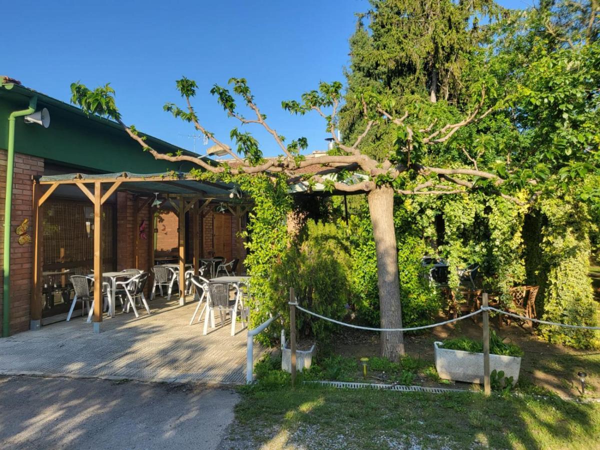 Alberg Restaurant Bellavista Santa Pau Zewnętrze zdjęcie