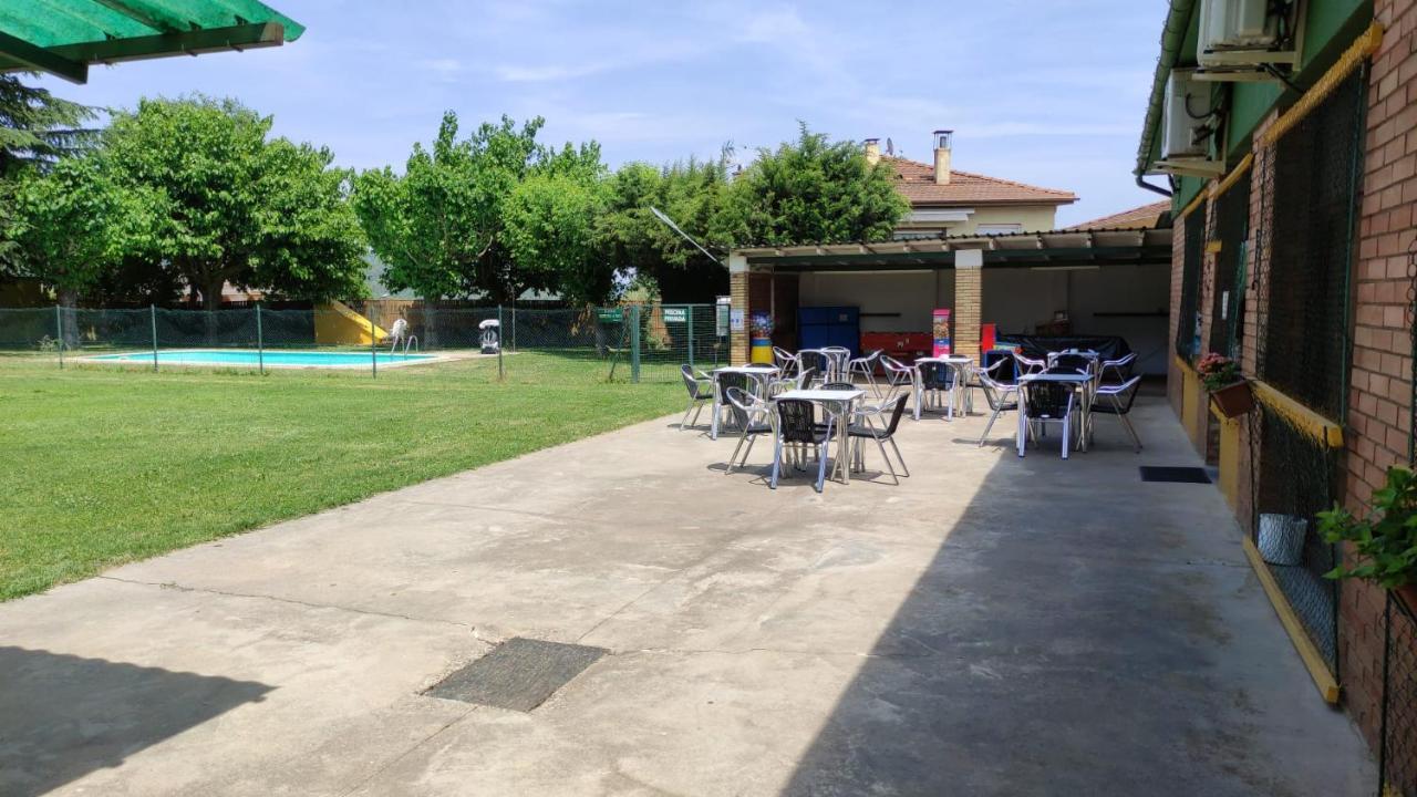 Alberg Restaurant Bellavista Santa Pau Zewnętrze zdjęcie
